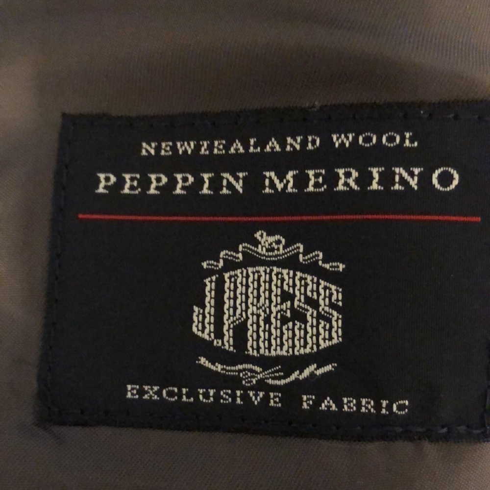 J. Press Peppin Merino charcoal grey suit - Picture 4 of 4